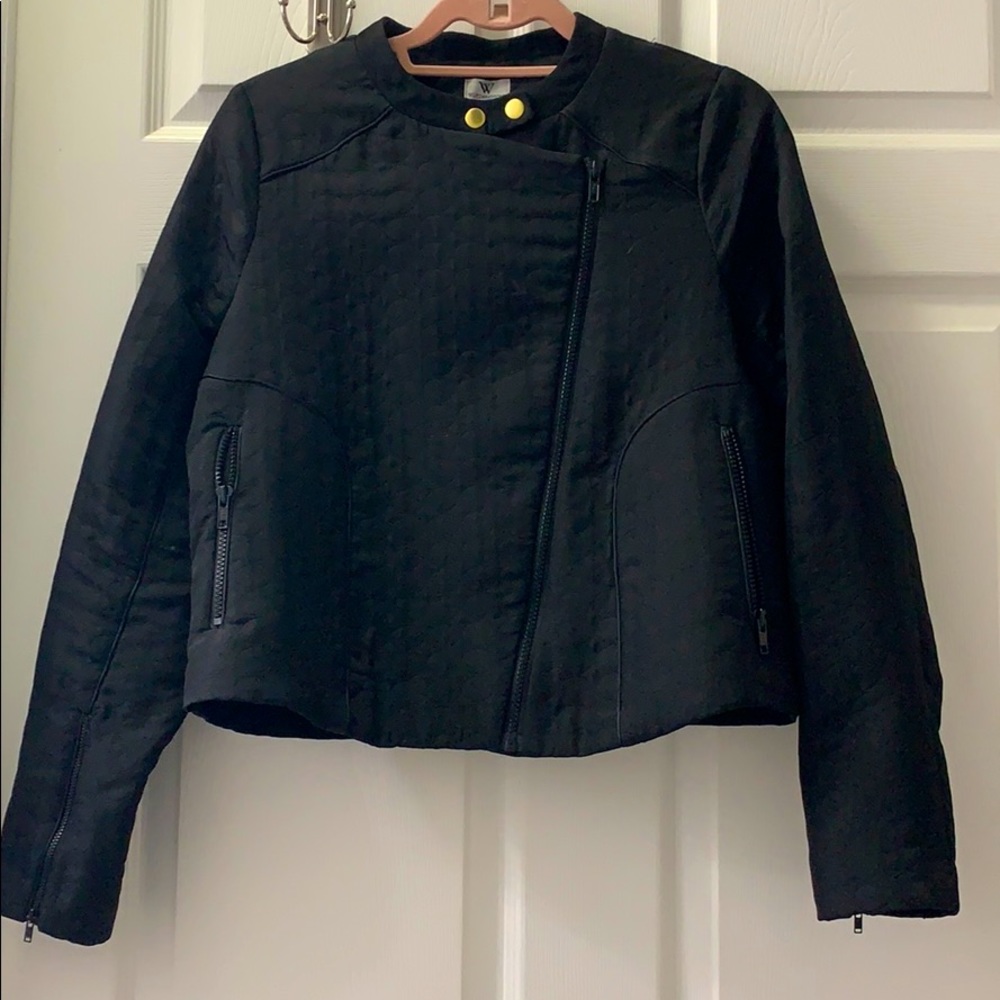 Women’s black bomber jacket